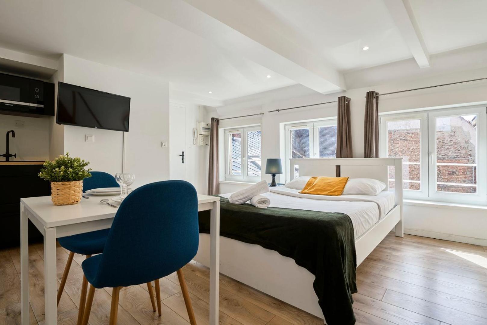 Lille Hypercentre Gares - Small Suite Luaran gambar